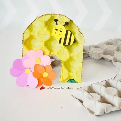 Beehive & Bumble Bee Recycled Egg Carton Craft craft