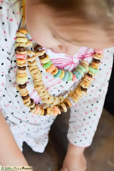 Heart Cereal Necklace craft