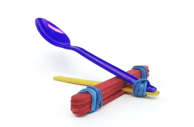 Build a Catapult with Popsicle Sticks and a Spoon craft