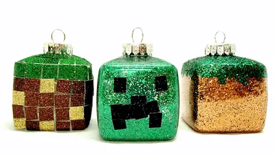 Minecraft-Inspired Christmas Ornaments craft