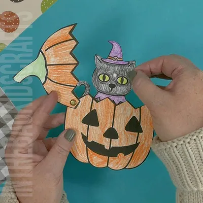 Jack-o-lantern Craft with Cat